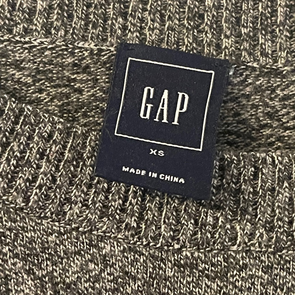 Gap Grey/Black Aztec Print Pullover Sweater Wool Blend Soft Ribbed Size XS - Picture 3 of 9